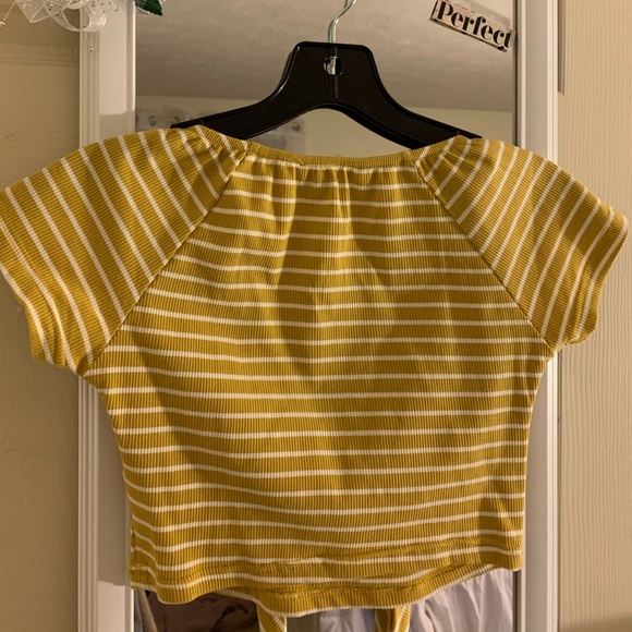 yellow striped tie front top - Picture 3 of 3